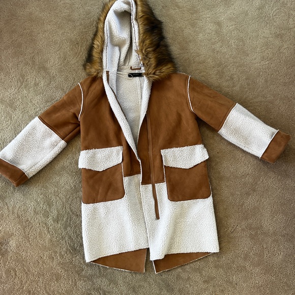 Zara coat - Picture 1 of 4